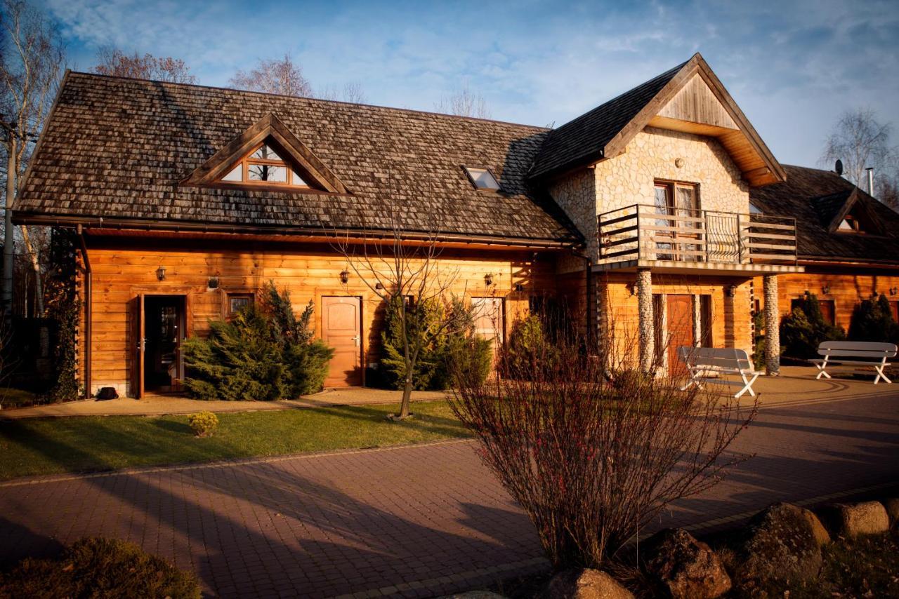 Zajazd Golebiowski Lipsko Exterior photo